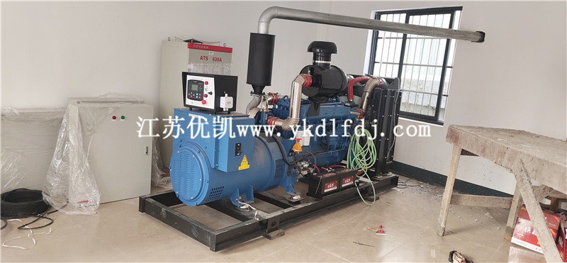 2021年4月30日，250KW濰柴發(fā)電機組1臺交付上林某大廈使用