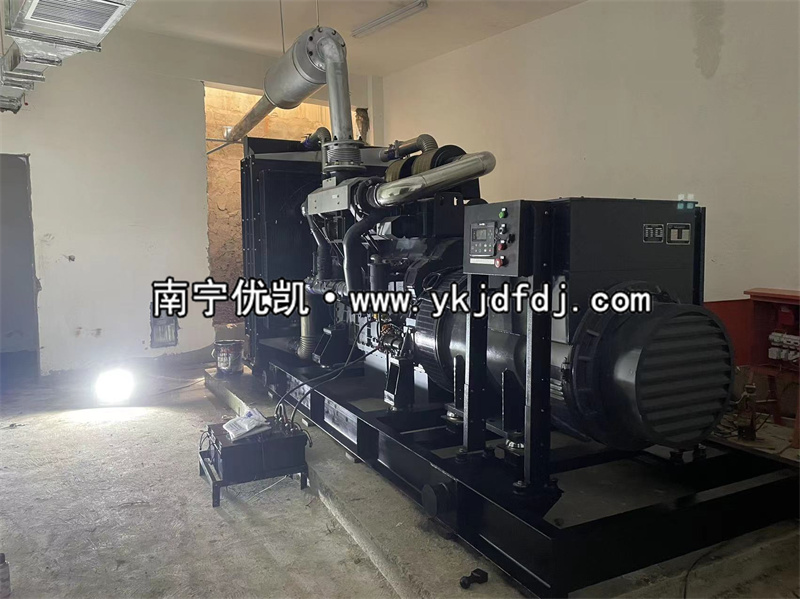 2022年6月14日，800KW上柴柴油發(fā)電機(jī)機(jī)組發(fā)貨江西九江