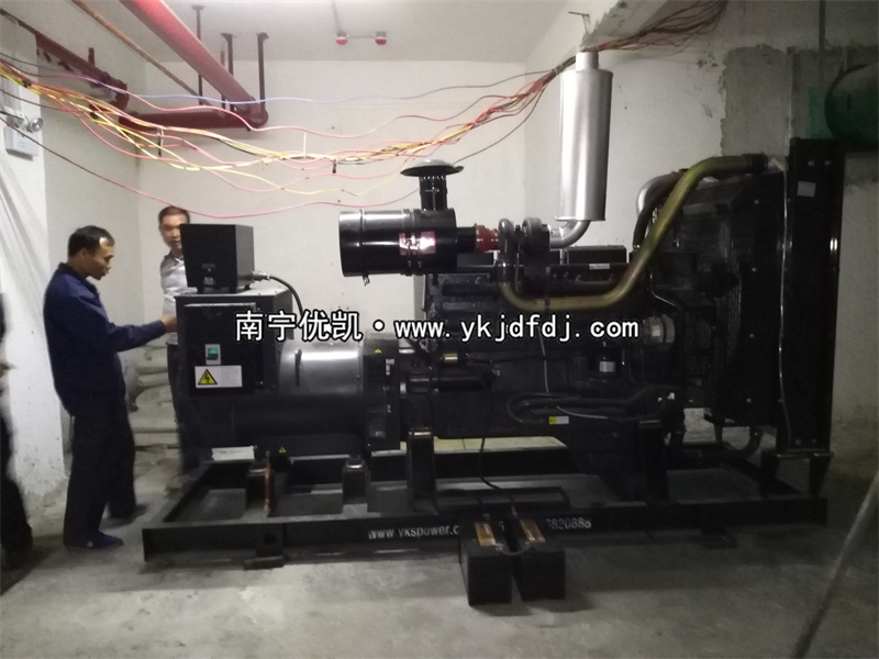 2022年8月3日，300KW凱普發(fā)電機(jī)組安裝調(diào)試現(xiàn)場(chǎng)