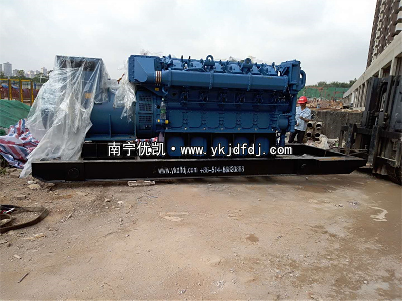 2022年3月15日，1250KW柴油發(fā)電機(jī)組順利交付某建筑工程公司