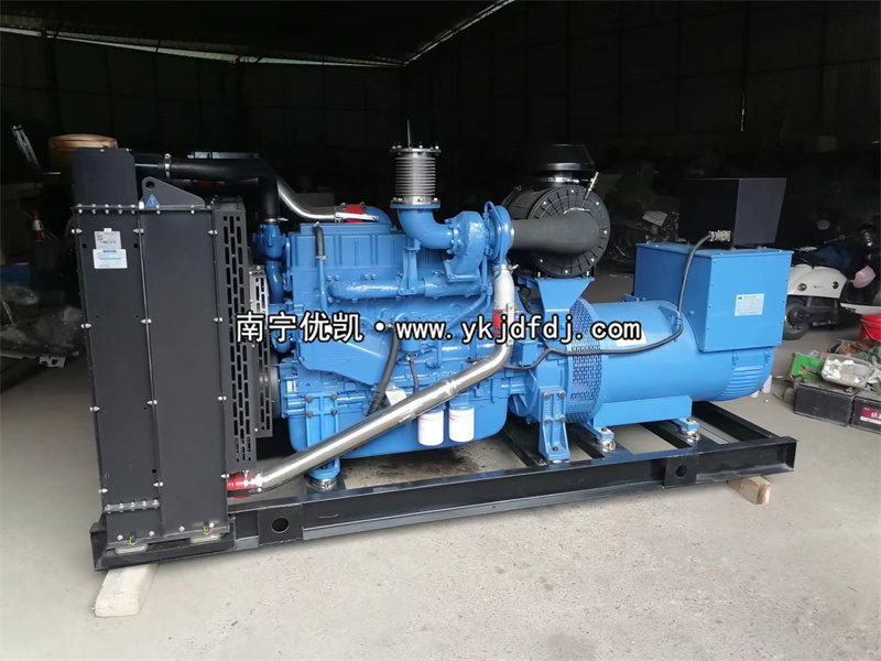 2023年1月6日，300kw玉柴發(fā)電機(jī)組柴油發(fā)電機(jī)發(fā)貨廣西貴港