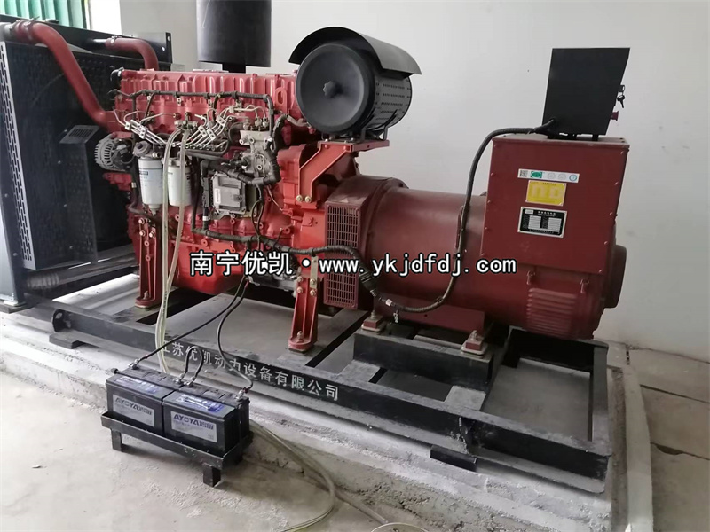 2023年9月20日，300kw玉柴發(fā)電機(jī)組保養(yǎng)安裝調(diào)試