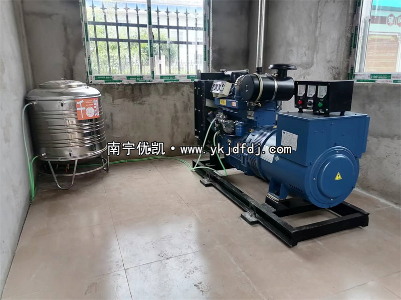 2024年1月30日，廣西衛(wèi)生院項目5臺50kw雷納柴油發(fā)電機組到貨安裝