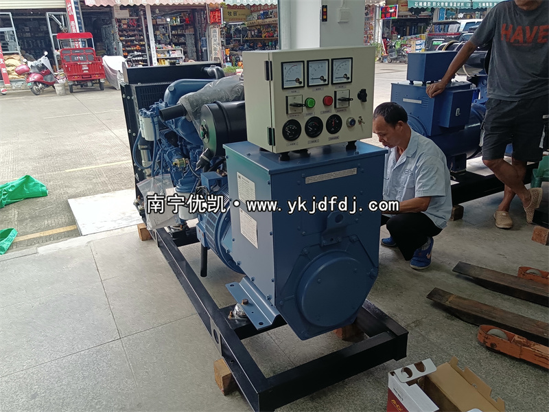 2024年7月29日，客戶(hù)到店自提50kw柴油發(fā)電機(jī)組