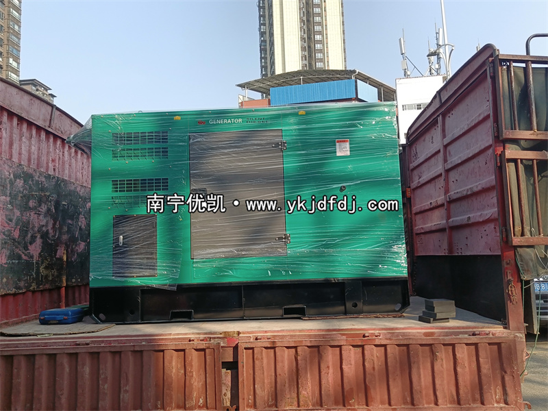 2024年12月25日，崇左項(xiàng)目90kw低噪音柴油發(fā)電機(jī)組