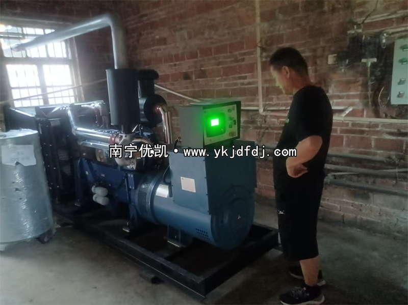 2025年6月16日，玉林某中學(xué)項目200kw柴油發(fā)電機(jī)組到貨安裝調(diào)試